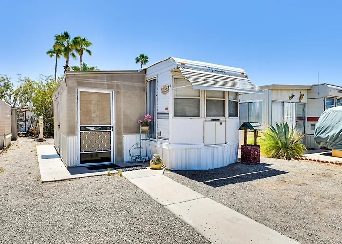 Yuma Getaway With Pool Access, 5 Mi To Lutes Casino!