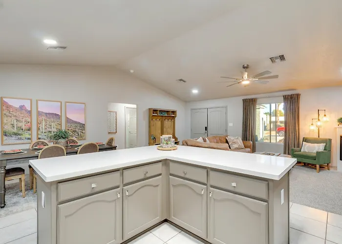 Foothills Family Home Near Lake & Colorado River!